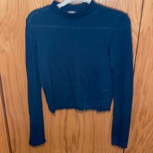 Cropped Mock-Neck long sleeve ribbed.  Size Small. Turquoise